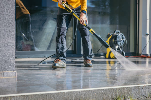 Best Deck Pressure Washing  in Minerva, OH